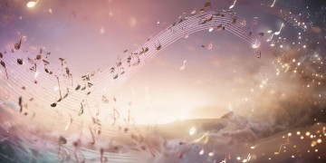 她在和我对着理究竟是哪首歌？