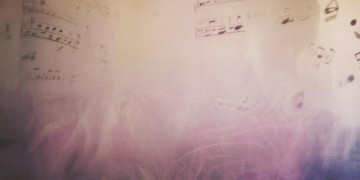 忘不了你的亲吻究竟是什么歌？