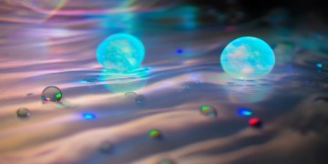 而我在你的眼中出自哪首歌？