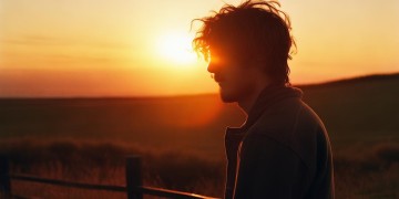 能上热门的关于兄弟的歌是什么？