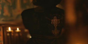 心机女不请自来到底是什么歌？